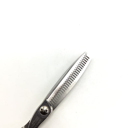 美品【トギノンTOGINON】QUEENスター TYPE-R メガネ シザー セニング 美容ハサミ すきばさみ 美容師 理容師 約18% 右利き 5.8インチ 中古 sc2630